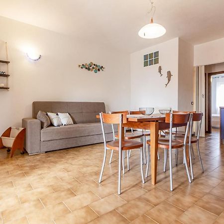 Relax Family House Al Mare Apartment Isola Rossa Exterior photo