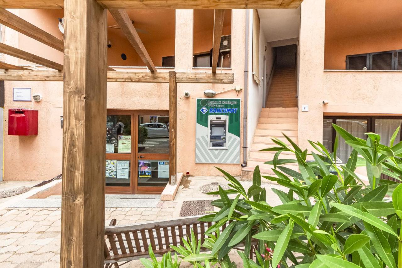 Relax Family House Al Mare Apartment Isola Rossa Exterior photo