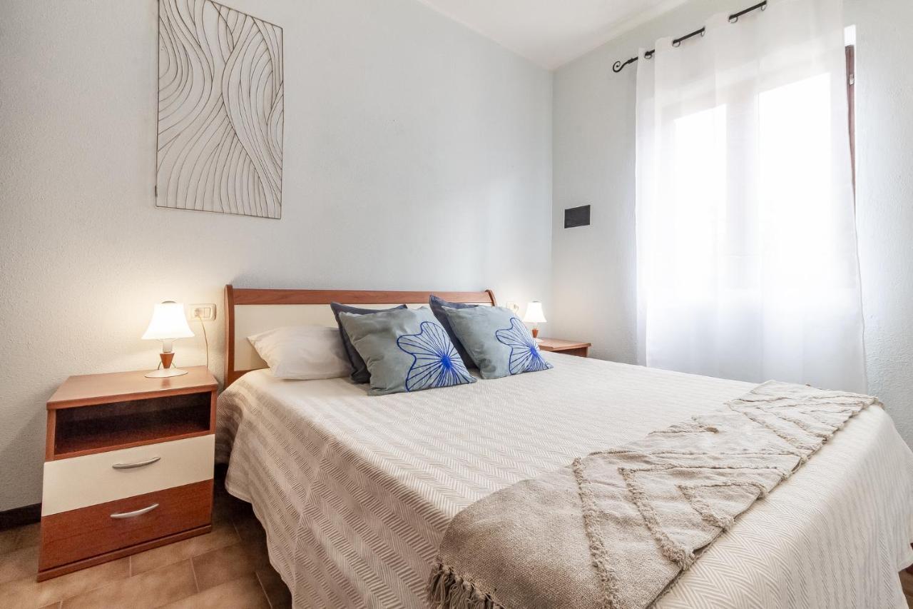 Relax Family House Al Mare Apartment Isola Rossa Exterior photo