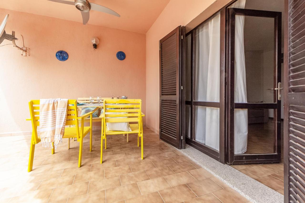 Relax Family House Al Mare Apartment Isola Rossa Exterior photo