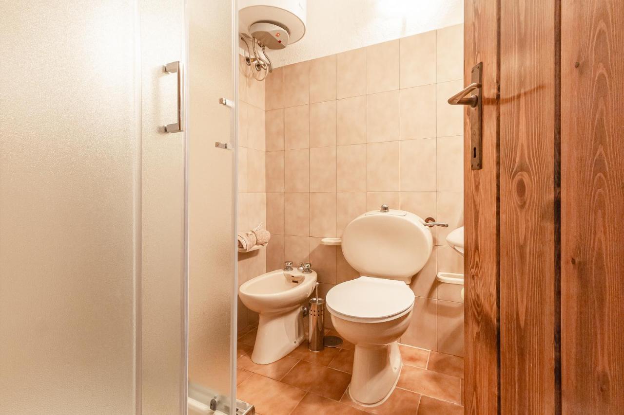 Relax Family House Al Mare Apartment Isola Rossa Exterior photo
